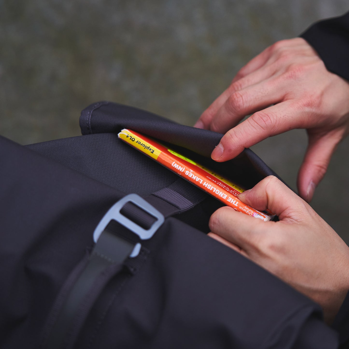 Smith The Original Roll Pack 15L (Graphite) - Lifestyle