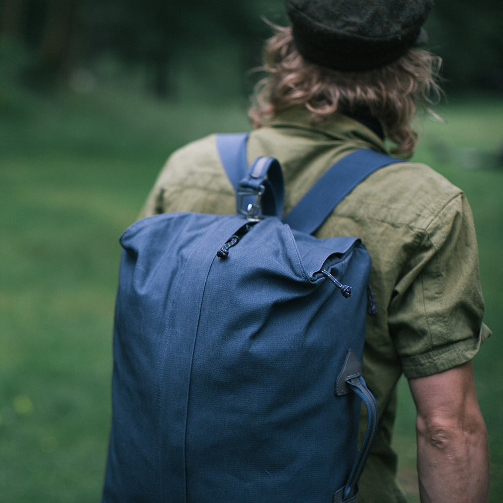 Miles The Duffle Bag 28L (Slate) - Lifestyle