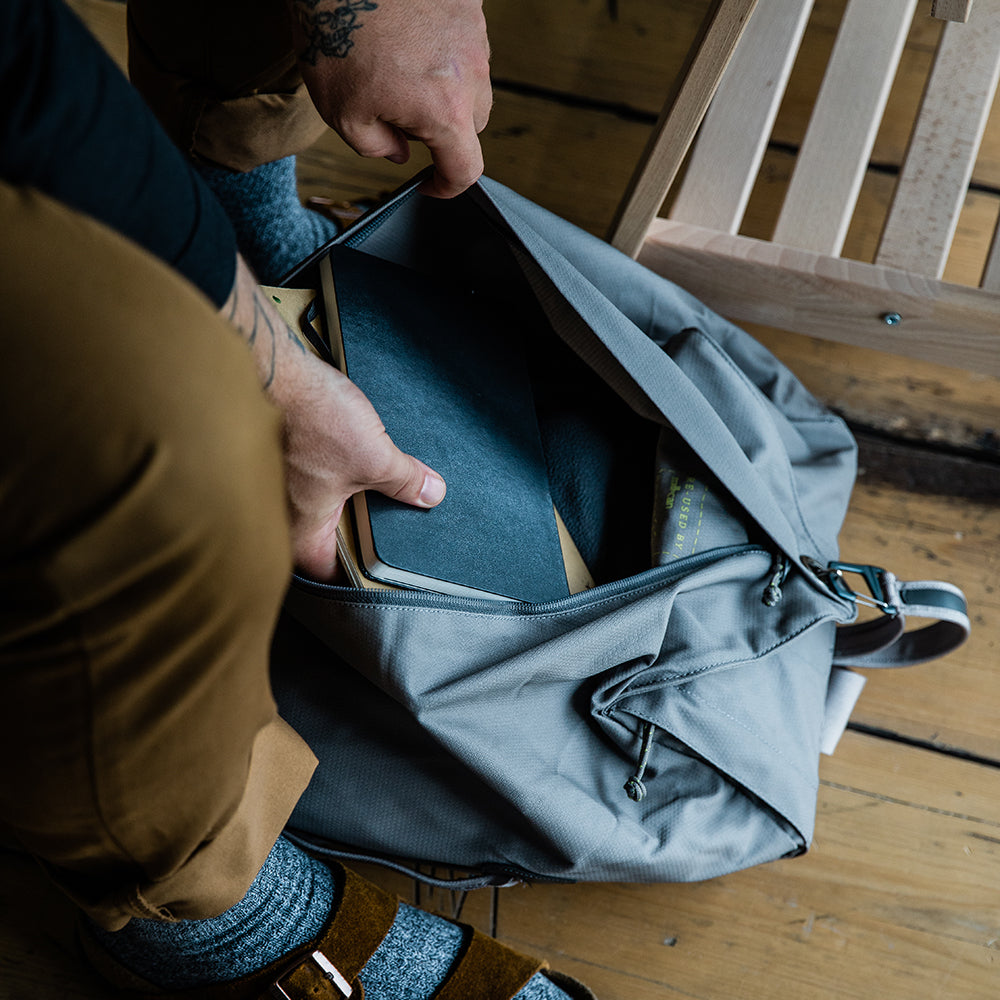 Miles The Duffle Bag 28L (Tarn) - Lifestyle